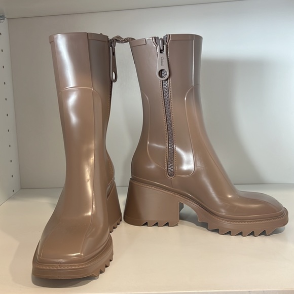 Chloe boots - Picture 3 of 8